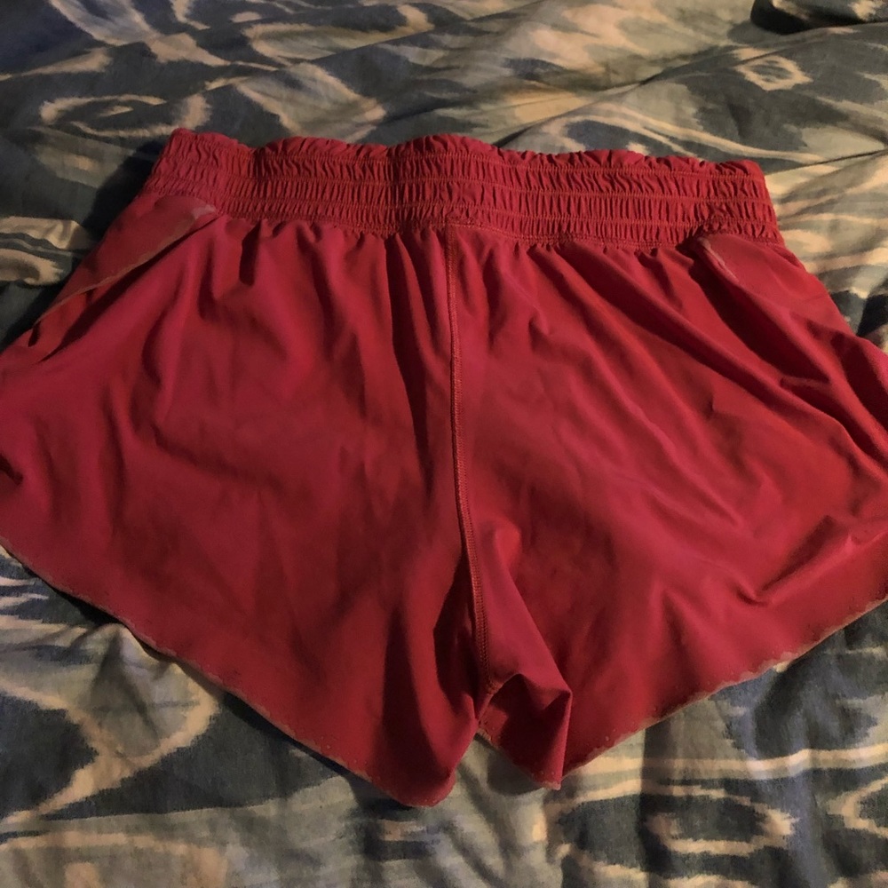 Lululemon size 8 shorts